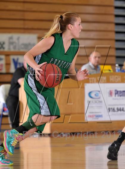 Thumbnail 1 in Ponderosa vs. Folsom (Lady Bulldogs Winter Classic) photogallery.