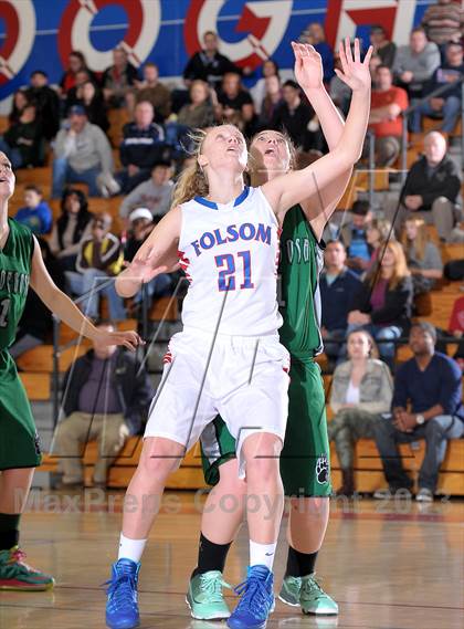 Thumbnail 1 in Ponderosa vs. Folsom (Lady Bulldogs Winter Classic) photogallery.