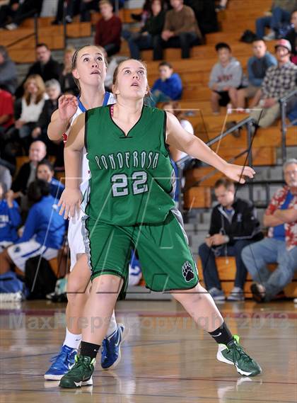 Thumbnail 2 in Ponderosa vs. Folsom (Lady Bulldogs Winter Classic) photogallery.