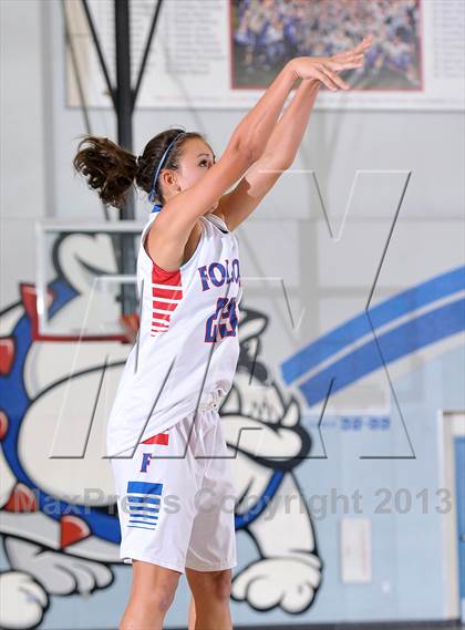 Thumbnail 2 in Ponderosa vs. Folsom (Lady Bulldogs Winter Classic) photogallery.