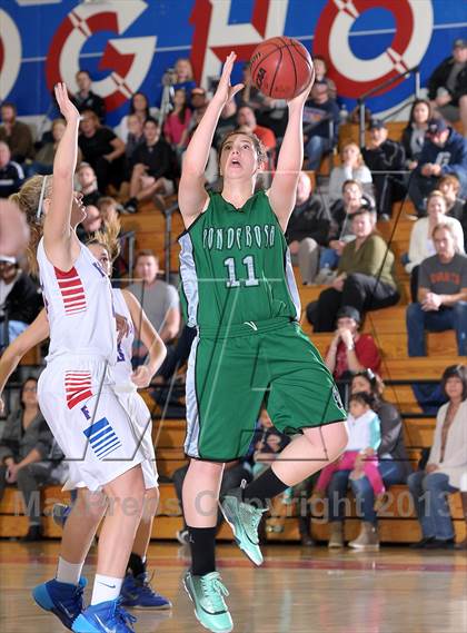 Thumbnail 3 in Ponderosa vs. Folsom (Lady Bulldogs Winter Classic) photogallery.