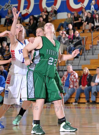 Thumbnail 3 in Ponderosa vs. Folsom (Lady Bulldogs Winter Classic) photogallery.
