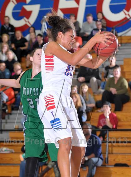 Thumbnail 1 in Ponderosa vs. Folsom (Lady Bulldogs Winter Classic) photogallery.
