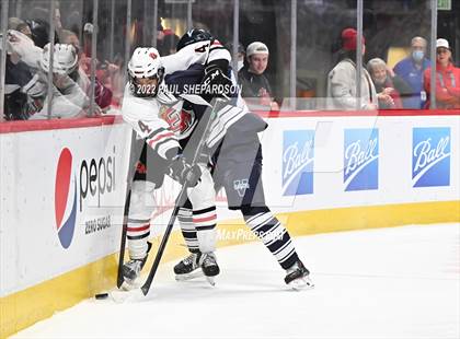 Thumbnail 3 in Denver East vs. Valor Christian (CHSAA 5A State Final Game) photogallery.