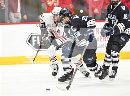 Thumbnail 2 in Denver East vs. Valor Christian (CHSAA 5A State Final Game) photogallery.