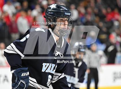 Thumbnail 1 in Denver East vs. Valor Christian (CHSAA 5A State Final Game) photogallery.