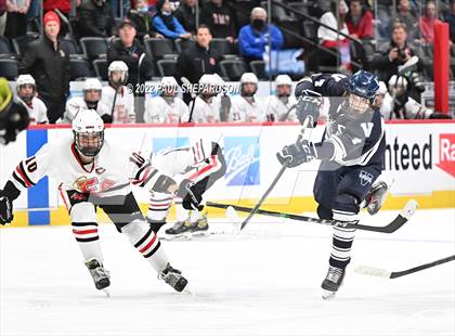 Thumbnail 2 in Denver East vs. Valor Christian (CHSAA 5A State Final Game) photogallery.