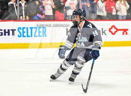 Thumbnail 1 in Denver East vs. Valor Christian (CHSAA 5A State Final Game) photogallery.