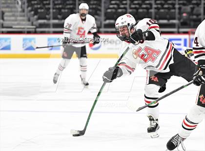 Thumbnail 2 in Denver East vs. Valor Christian (CHSAA 5A State Final Game) photogallery.