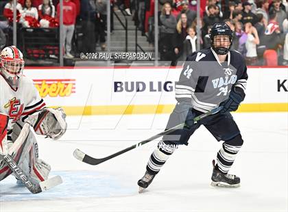 Thumbnail 2 in Denver East vs. Valor Christian (CHSAA 5A State Final Game) photogallery.