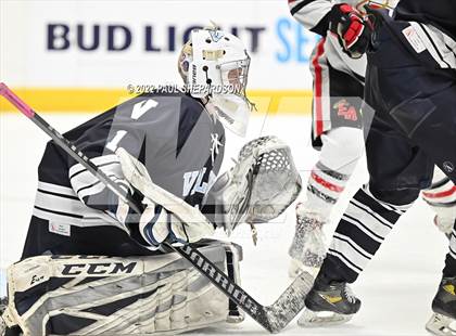 Thumbnail 3 in Denver East vs. Valor Christian (CHSAA 5A State Final Game) photogallery.