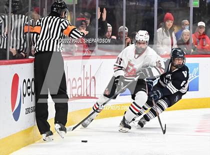 Thumbnail 2 in Denver East vs. Valor Christian (CHSAA 5A State Final Game) photogallery.