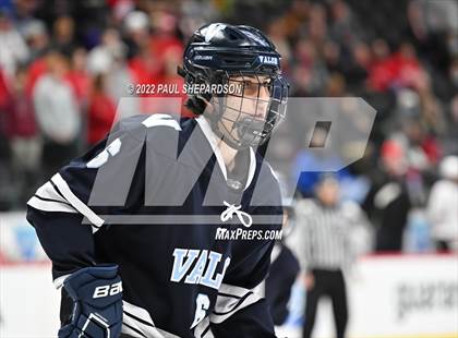 Thumbnail 2 in Denver East vs. Valor Christian (CHSAA 5A State Final Game) photogallery.