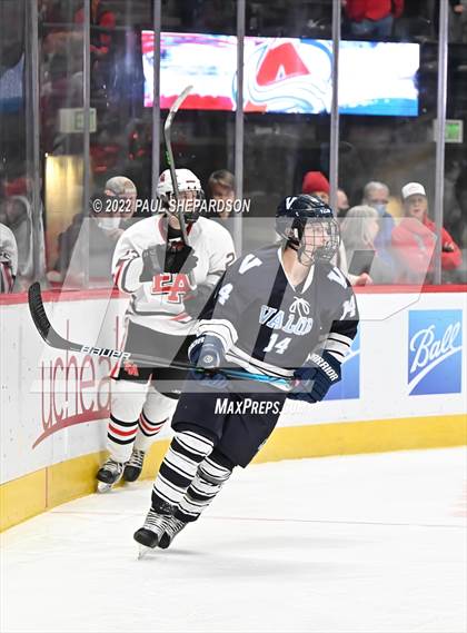 Thumbnail 2 in Denver East vs. Valor Christian (CHSAA 5A State Final Game) photogallery.