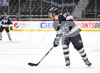 Thumbnail 1 in Denver East vs. Valor Christian (CHSAA 5A State Final Game) photogallery.