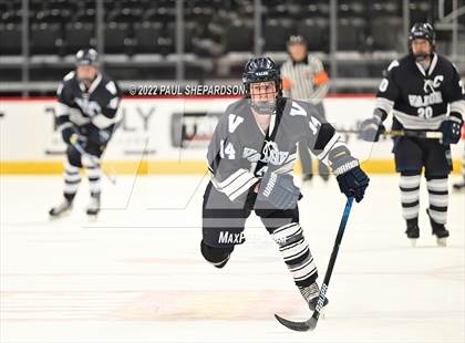 Thumbnail 1 in Denver East vs. Valor Christian (CHSAA 5A State Final Game) photogallery.