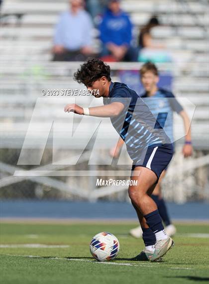 Thumbnail 1 in Ralston Valley vs. Broomfield (CHSAA 5A Quarterfinal) photogallery.
