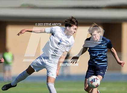 Thumbnail 3 in Ralston Valley vs. Broomfield (CHSAA 5A Quarterfinal) photogallery.