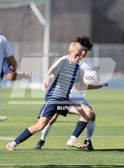 Thumbnail 2 in Ralston Valley vs. Broomfield (CHSAA 5A Quarterfinal) photogallery.