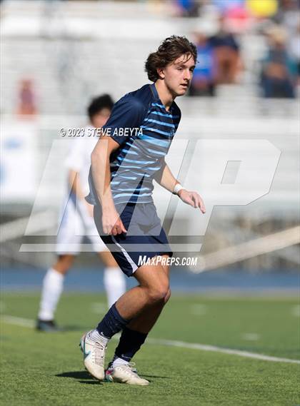 Thumbnail 2 in Ralston Valley vs. Broomfield (CHSAA 5A Quarterfinal) photogallery.