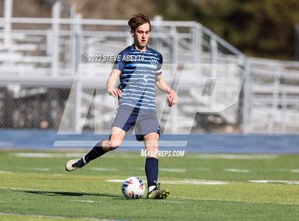 Thumbnail 2 in Ralston Valley vs. Broomfield (CHSAA 5A Quarterfinal) photogallery.