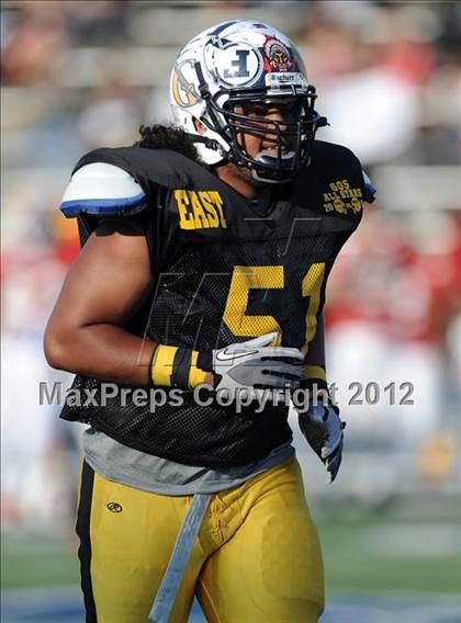 Thumbnail 1 in 605 All-Star Football Game photogallery.