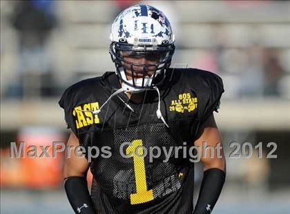 Thumbnail 2 in 605 All-Star Football Game photogallery.