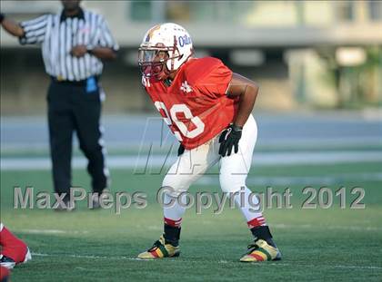 Thumbnail 2 in 605 All-Star Football Game photogallery.