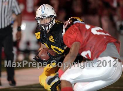 Thumbnail 2 in 605 All-Star Football Game photogallery.