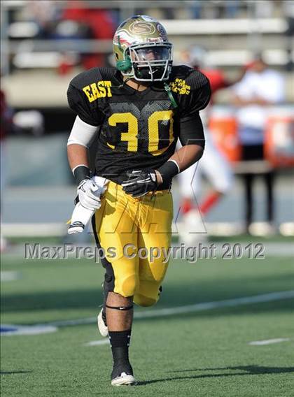 Thumbnail 2 in 605 All-Star Football Game photogallery.