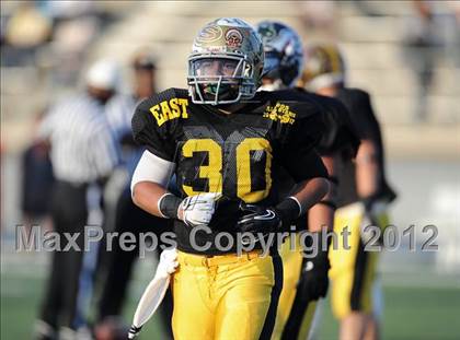 Thumbnail 2 in 605 All-Star Football Game photogallery.