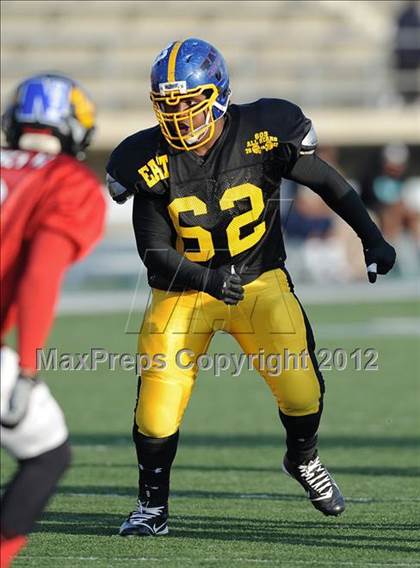 Thumbnail 2 in 605 All-Star Football Game photogallery.
