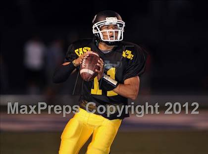Thumbnail 2 in 605 All-Star Football Game photogallery.