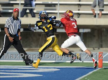 Thumbnail 3 in 605 All-Star Football Game photogallery.