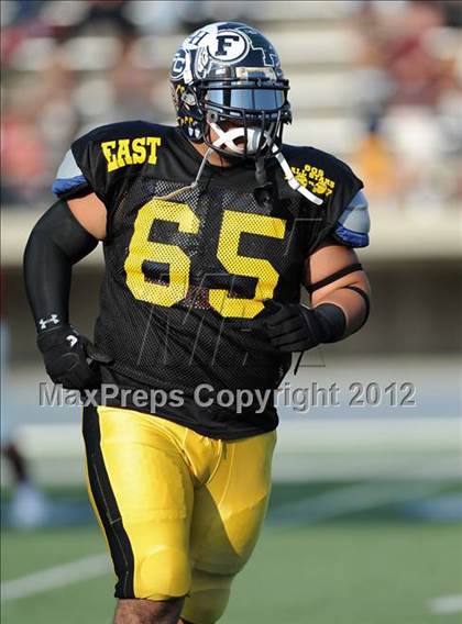 Thumbnail 1 in 605 All-Star Football Game photogallery.