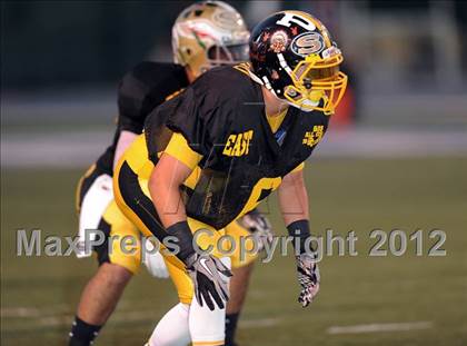 Thumbnail 2 in 605 All-Star Football Game photogallery.