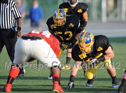 Thumbnail 1 in 605 All-Star Football Game photogallery.