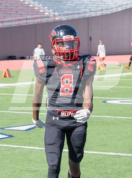 Thumbnail 2 in Wagner vs Flour Bluff (UIL 5A Region 4 Division 1 Area Playoff) photogallery.