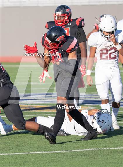 Thumbnail 2 in Wagner vs Flour Bluff (UIL 5A Region 4 Division 1 Area Playoff) photogallery.