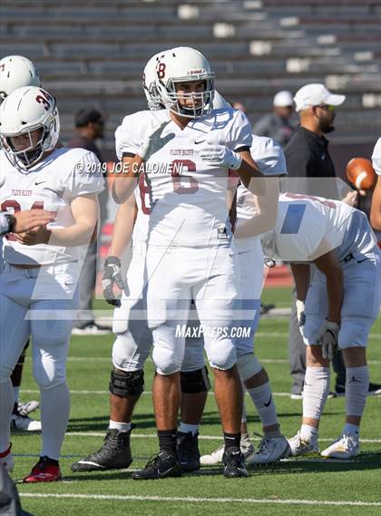 Thumbnail 2 in Wagner vs Flour Bluff (UIL 5A Region 4 Division 1 Area Playoff) photogallery.