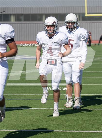 Thumbnail 1 in Wagner vs Flour Bluff (UIL 5A Region 4 Division 1 Area Playoff) photogallery.