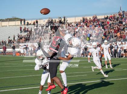 Thumbnail 1 in Wagner vs Flour Bluff (UIL 5A Region 4 Division 1 Area Playoff) photogallery.