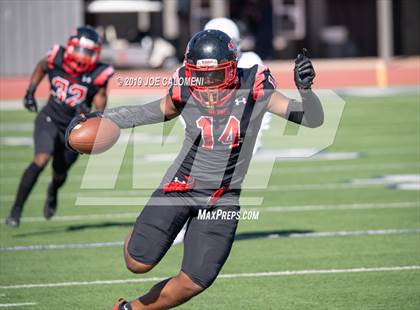 Thumbnail 3 in Wagner vs Flour Bluff (UIL 5A Region 4 Division 1 Area Playoff) photogallery.