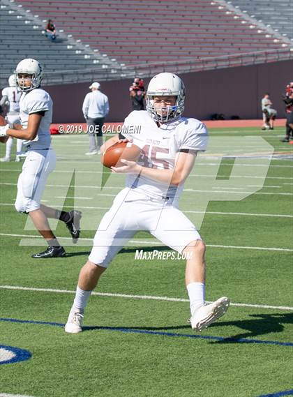 Thumbnail 1 in Wagner vs Flour Bluff (UIL 5A Region 4 Division 1 Area Playoff) photogallery.
