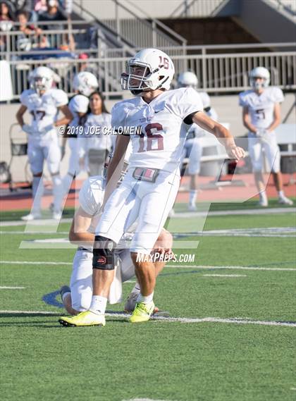 Thumbnail 3 in Wagner vs Flour Bluff (UIL 5A Region 4 Division 1 Area Playoff) photogallery.