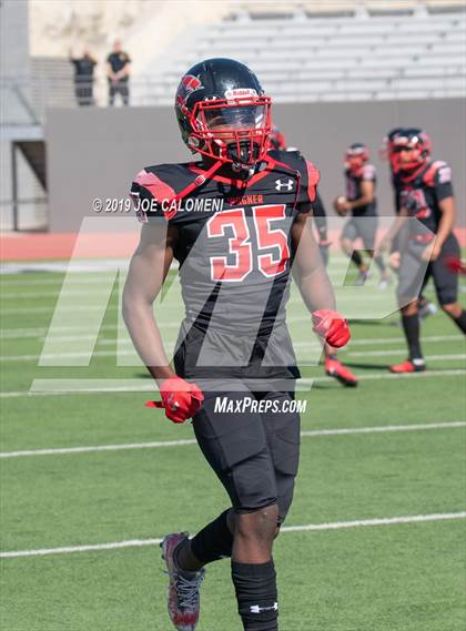 Thumbnail 3 in Wagner vs Flour Bluff (UIL 5A Region 4 Division 1 Area Playoff) photogallery.