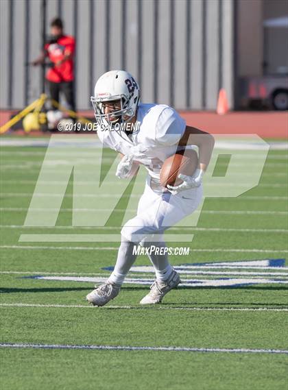 Thumbnail 2 in Wagner vs Flour Bluff (UIL 5A Region 4 Division 1 Area Playoff) photogallery.