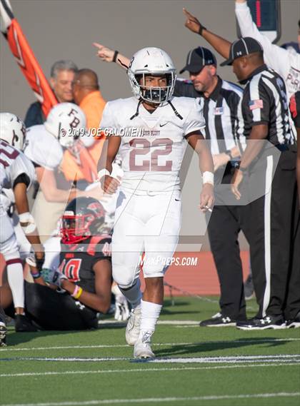 Thumbnail 1 in Wagner vs Flour Bluff (UIL 5A Region 4 Division 1 Area Playoff) photogallery.