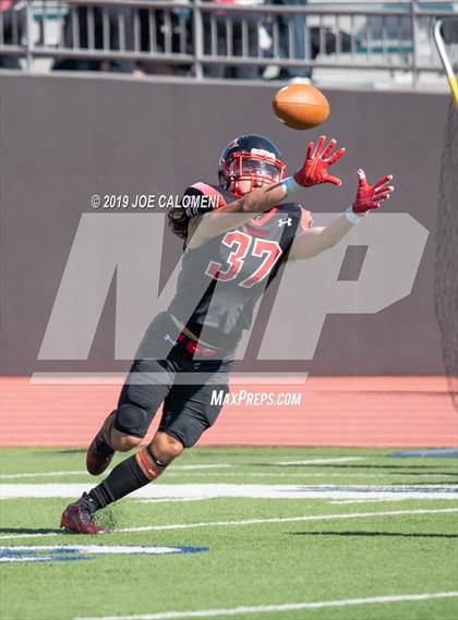 Thumbnail 3 in Wagner vs Flour Bluff (UIL 5A Region 4 Division 1 Area Playoff) photogallery.