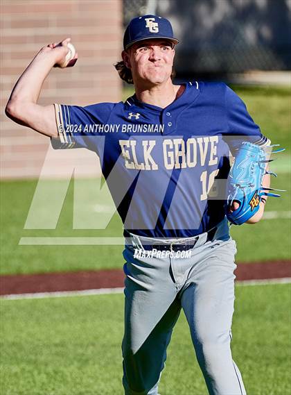 Thumbnail 1 in Elk Grove @ Jesuit photogallery.